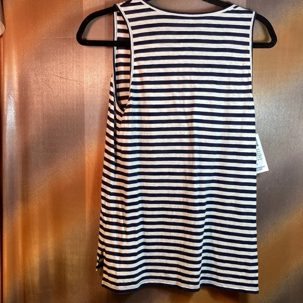 J. crew featherweight Slub Cotton size S.‎ 36” chest. B3